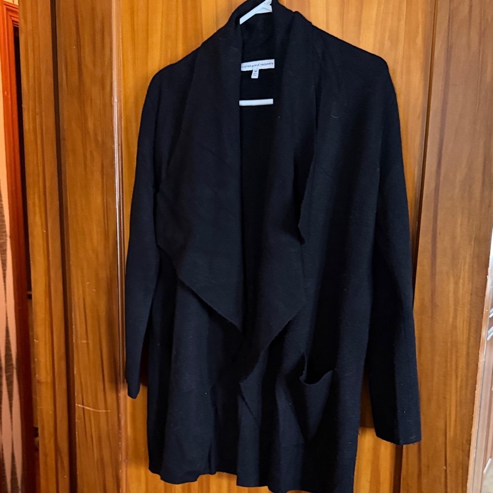 cupcakes & cashmere women’s Black Cardigan size medium
